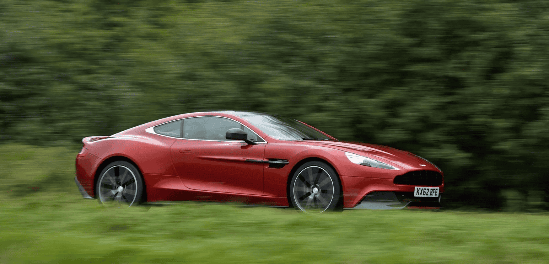 Aston Martin V8 Vanquish